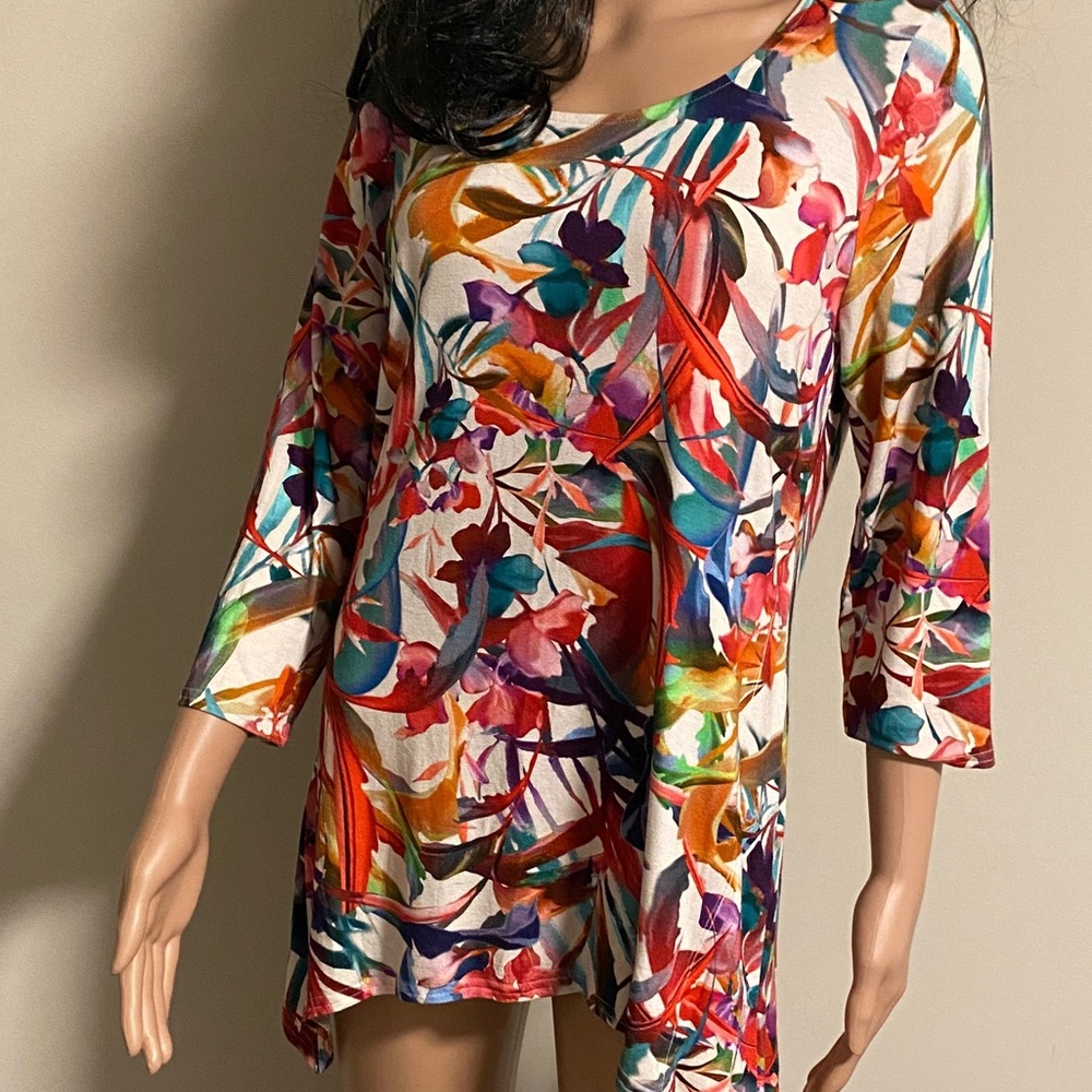 Peck & peck colorful top